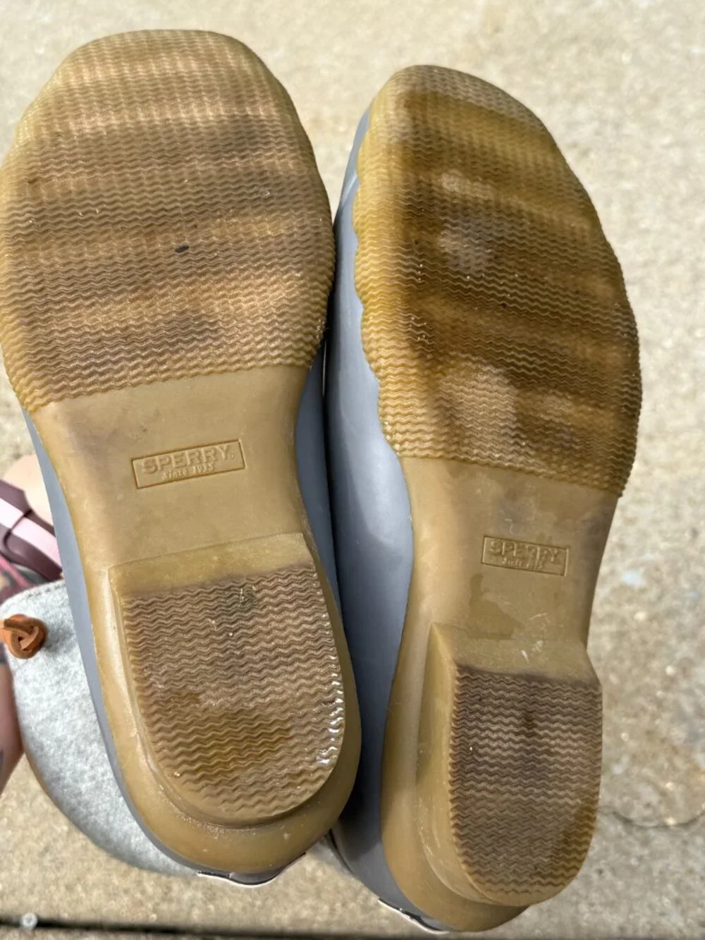 Sperry saltwater emboss